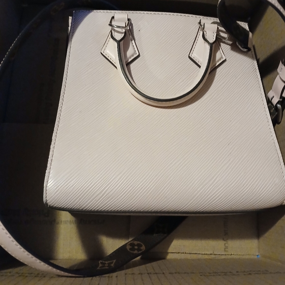 LV pink special edition pocket book